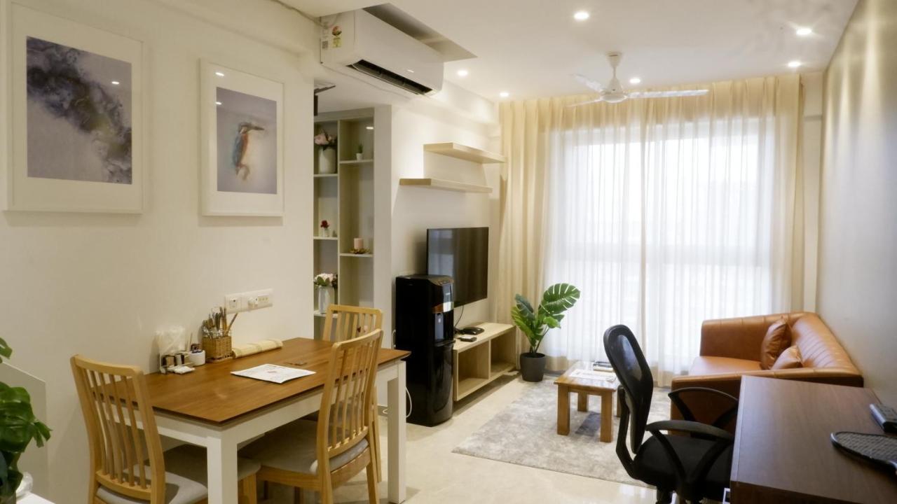 Relohomes Serviced Apartment Mumbai Exterior photo