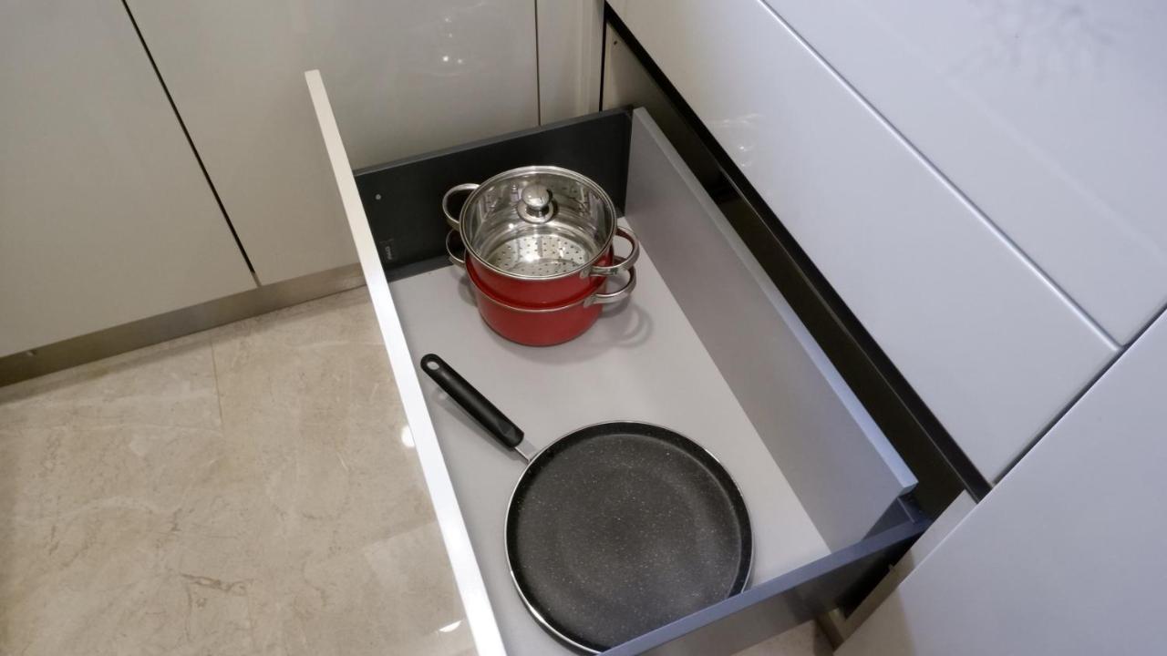 Relohomes Serviced Apartment Mumbai Exterior photo